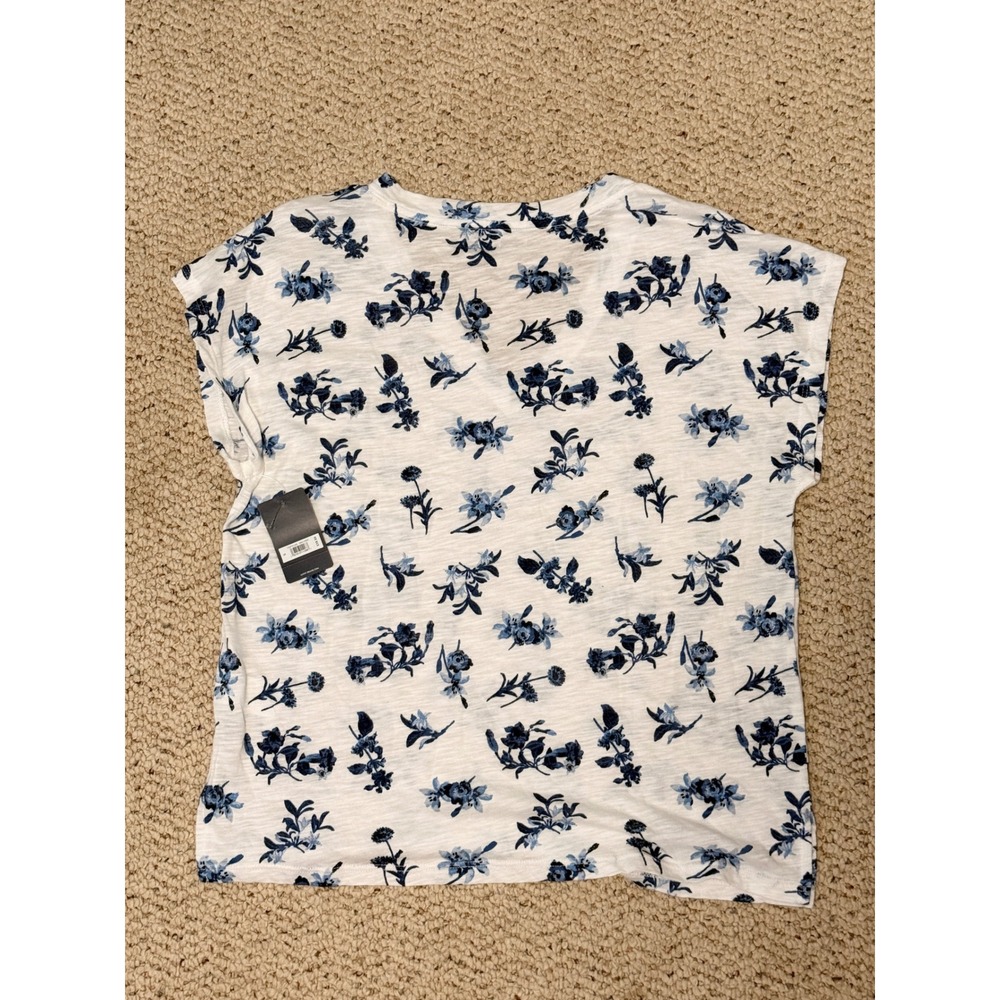 NWT Lucky Brand Floral V-Neck Slub Knit Tee Blue White Cotton Modal Small - Picture 8 of 8